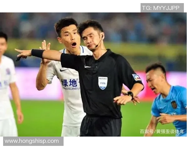 球员交易赛场爆发小插曲,裁判如何处理?